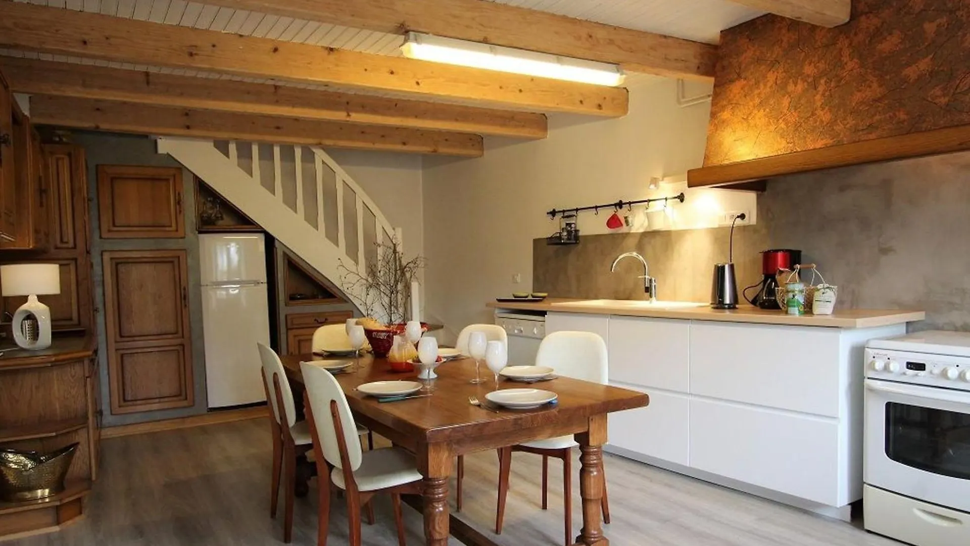Gite Familial Avec Cour Privee, Terrasse Ombragee Et Chambre Independante Pres Du Puy-En-Velay - Fr-1-582-31 Villa Saint-Privat-du-Dragon 0*,  France